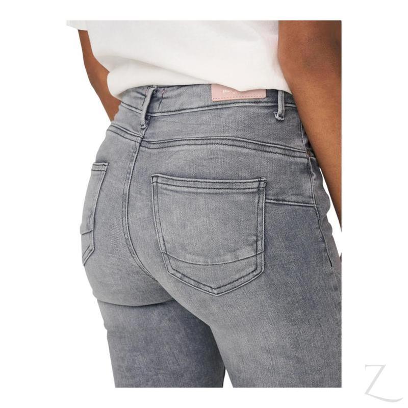 Buy-Ladies Super Stretchy Super Skinny Push Up Denim Jeans | Plain | "Phela" - B Grade-Online-in South Africa-on Zalemart