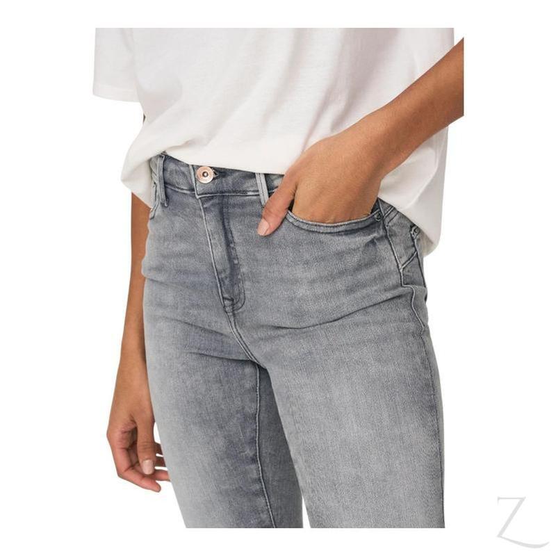 Buy-Ladies Super Stretchy Super Skinny Push Up Denim Jeans | Plain | "Phela" - B Grade-Online-in South Africa-on Zalemart