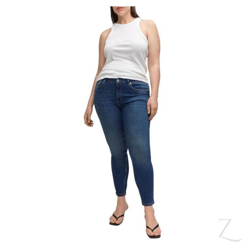 Buy-Ladies Super Stretchy Super Strong Skinny Push Up Denim Jeans | Plain | "Sithelo" - B Grade-Online-in South Africa-on Zalemart