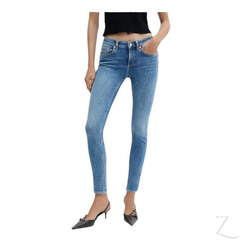 Buy-Ladies Super Stretchy Super Strong Skinny Push Up Denim Jeans | Plain | "Sithelo" - B Grade-Online-in South Africa-on Zalemart