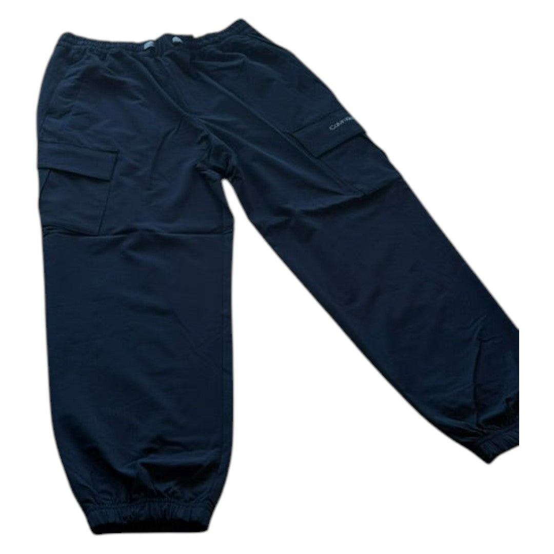 Zalemart black athletic cargo jogger pants with elasticated waist, side cargo pockets, and cuffed ankles.